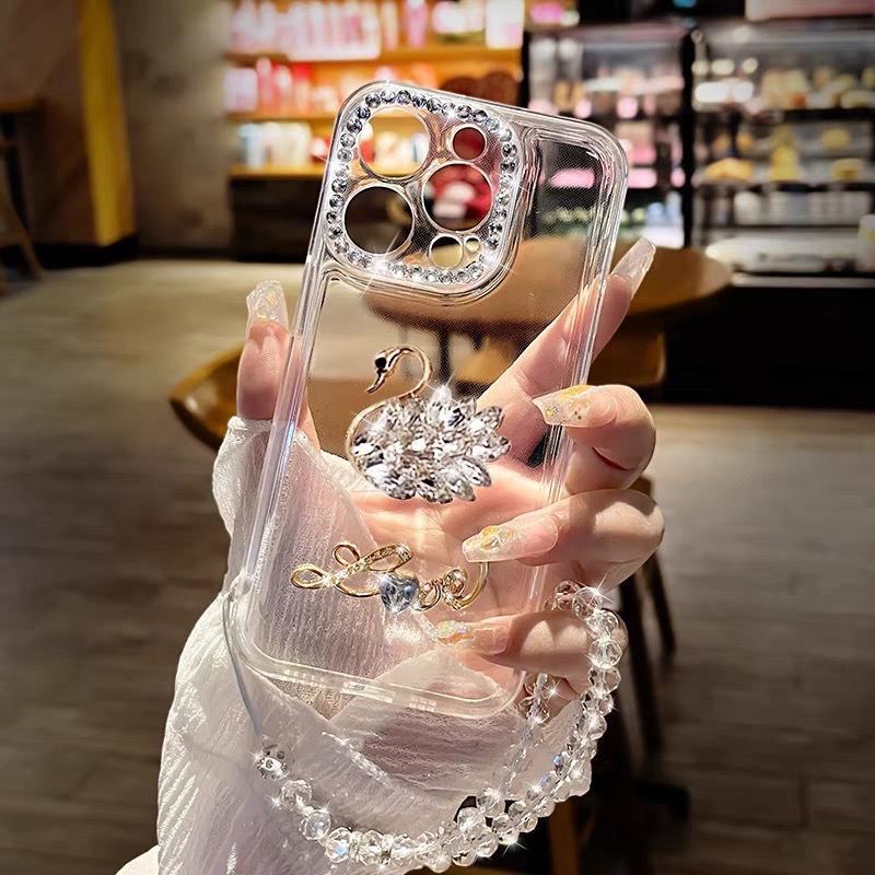 Sparkling Swan Diamond Pearl Luxury Case